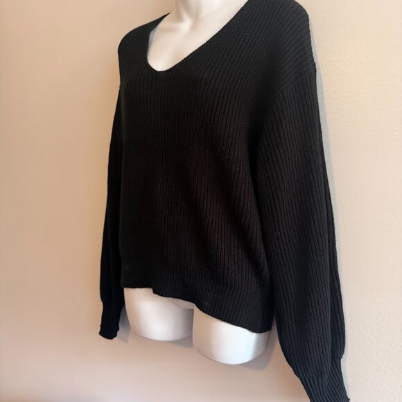 Black Open Back Gold Chain Detail Sweater | Slouchy Knit | Size L - Picture 5 of 10